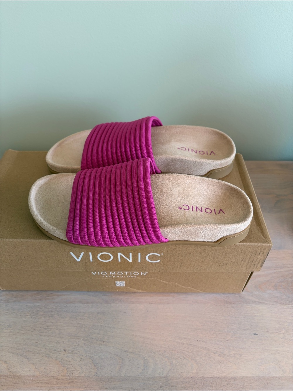 Vionic Women's Pink Evie Knit Slide Sandals - Brand New Size 5